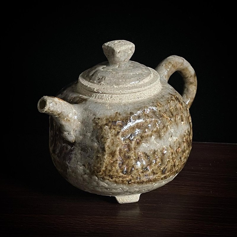 志野烧茶壶丨笠野窑 许聪志 - 茶具/茶杯 - 陶 咖啡色