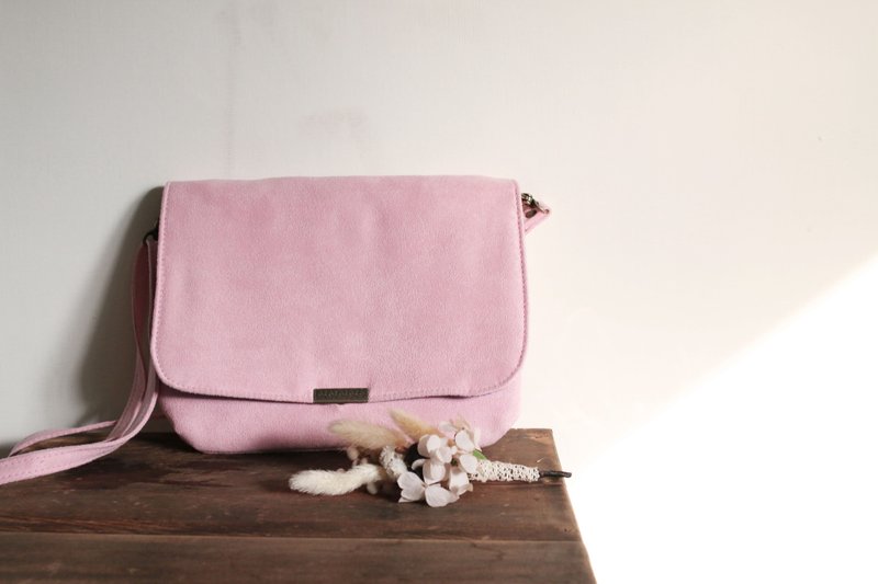 Chez。福利品-改版方圆七里 - 糖果粉 - 侧背包/斜挎包 - 聚酯纤维 粉红色