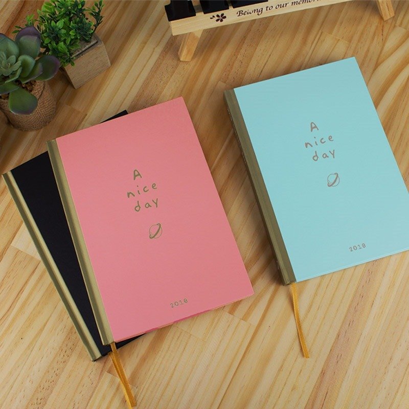 B6/32K 2018年精装周志+笔记/周计划/手帐/日记手札-星球 - 笔记本/手帐 - 纸 粉红色