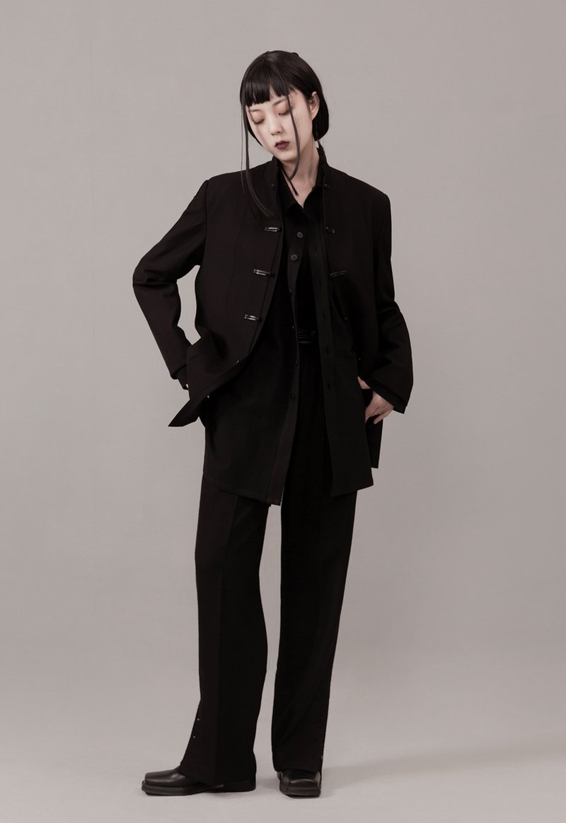 中山立领西装 复古中性外套 新中式 oversize 廓型 - 女装西装外套/风衣 - 其他材质 黑色