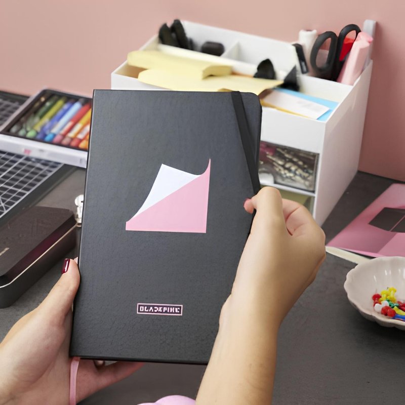MOLESKINE x BLACKPINK 限量 L 型横线笔记本 (含签名卡片) - 笔记本/手帐 - 纸 黑色