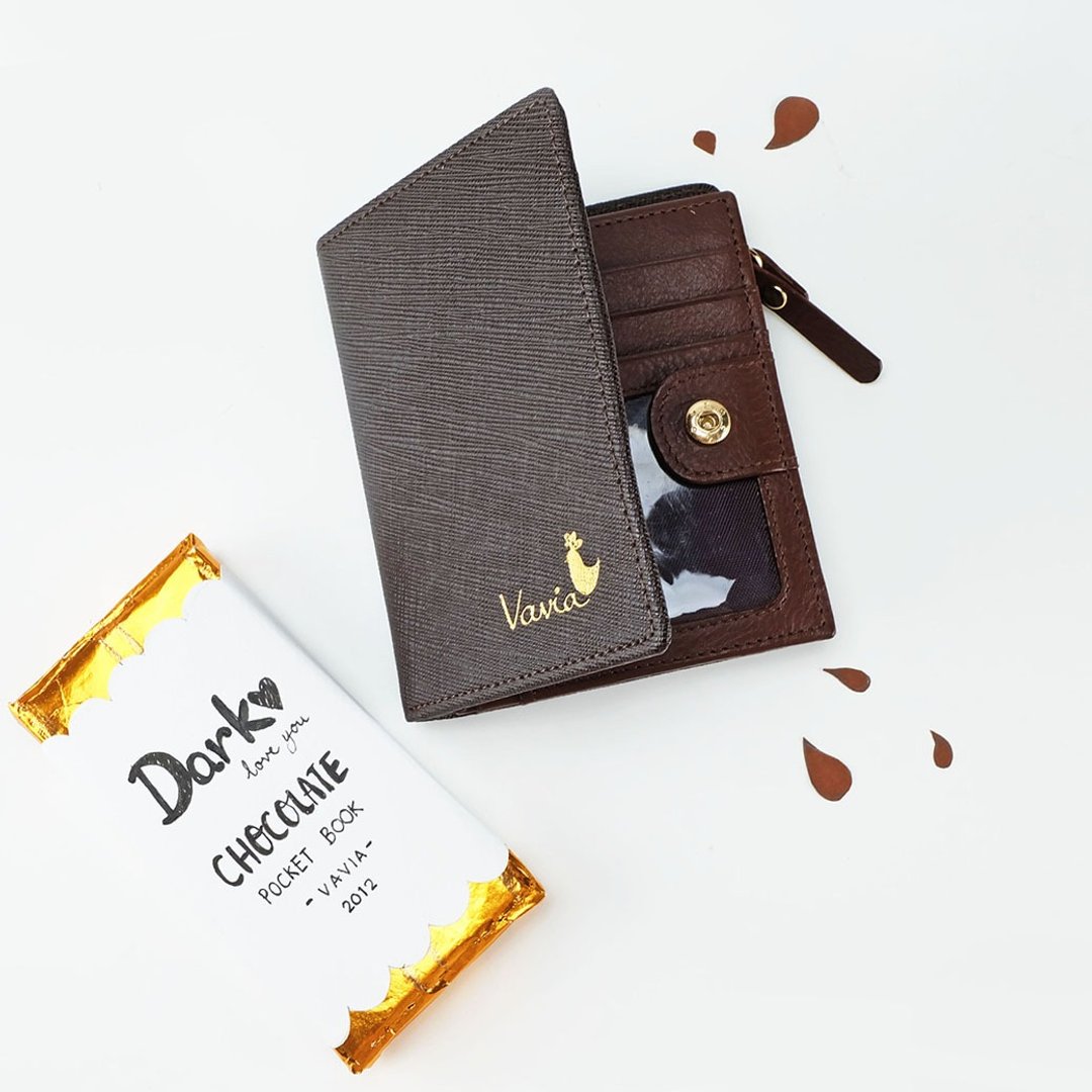 " Dark Chocolate " Pocket Book Short Wallet / Cow Leather 黑巧克力- 錢包-皮革 - 皮夹/钱包 - 真皮 咖啡色