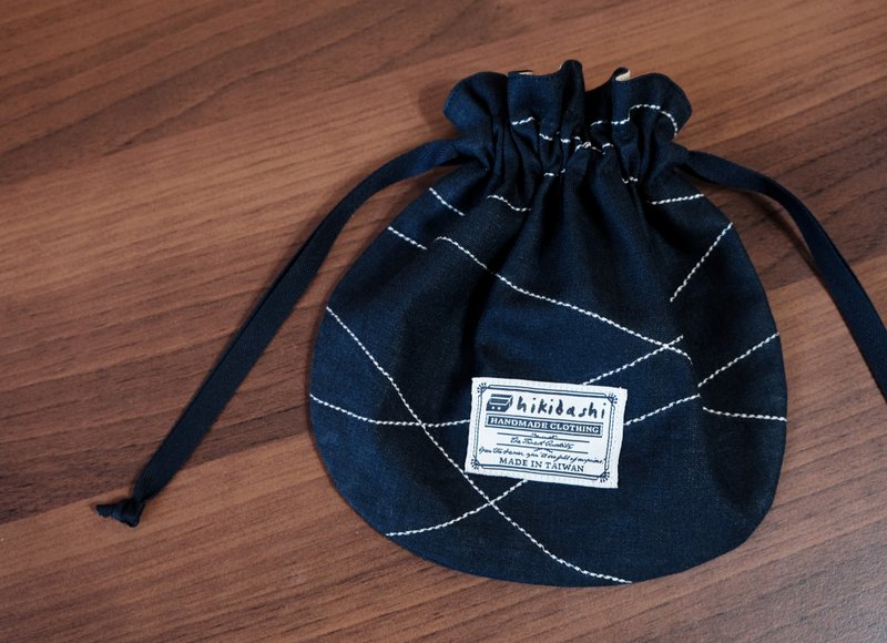 小圆束口袋/ 思绪。深蓝 - 束口袋双肩包 - 棉．麻 蓝色