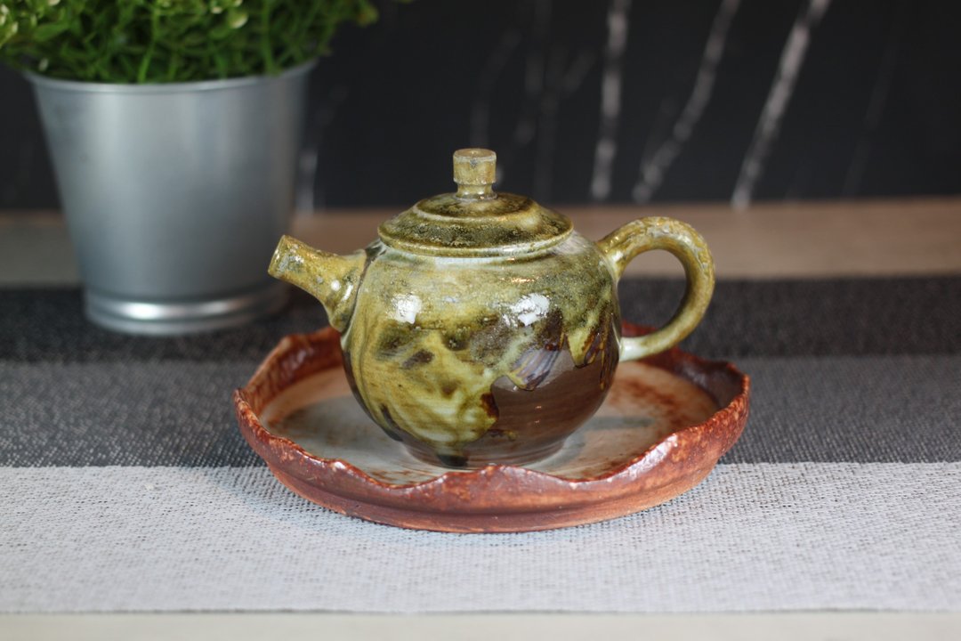【沐春生活】200ml 上釉柴烧 手拉坯茶壶 莺歌名家叶敏祥作品 - 茶具/茶杯 - 瓷 