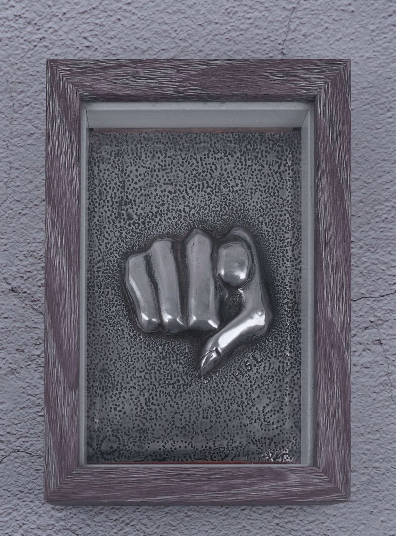 锡雕手语造型磁铁-是你 - 海报/装饰画/版画 - 其他材质 