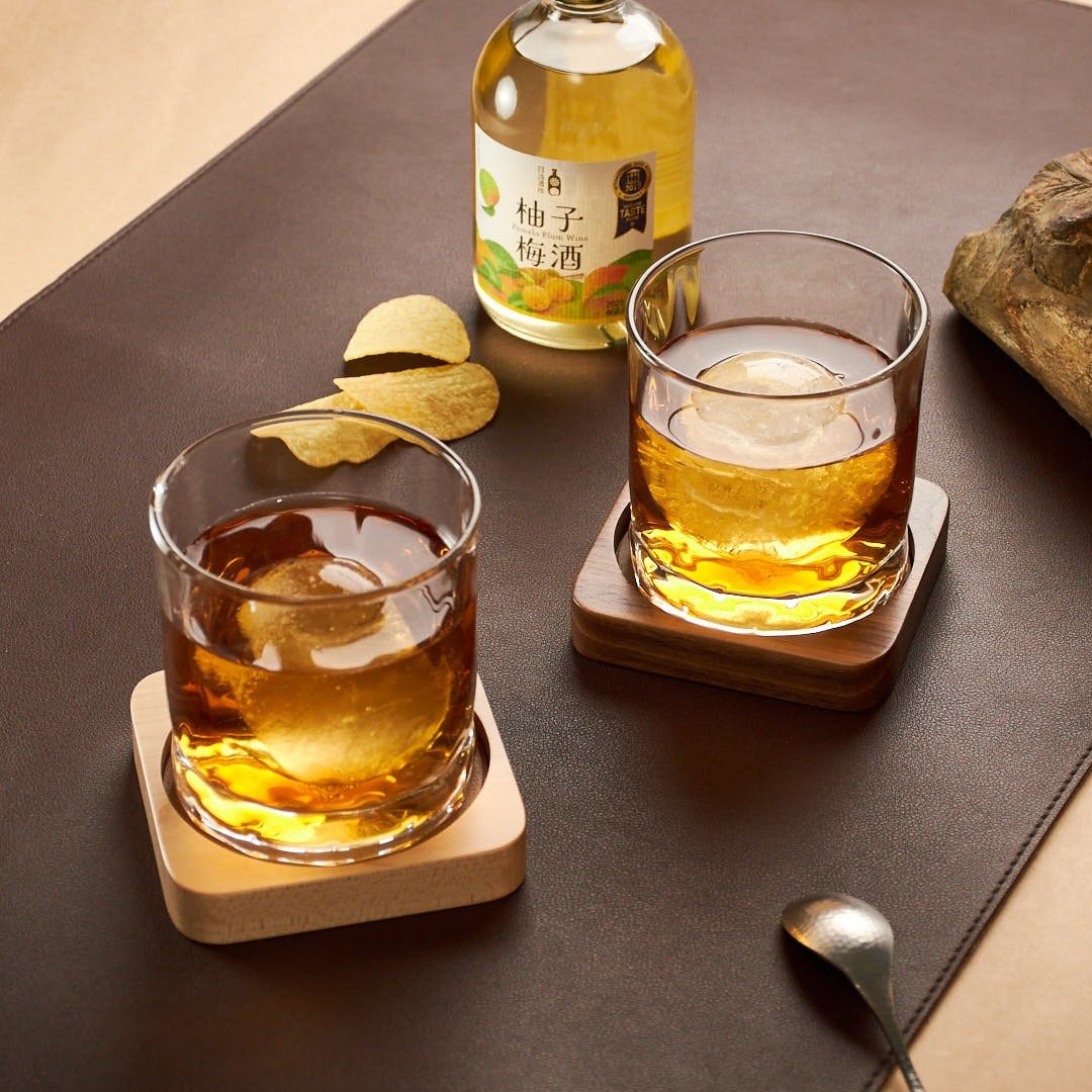 【新色上市】赠威士忌杯 | 实木置物盘(牛皮版) 2入组合 送礼首选 - 杯垫 - 木头 