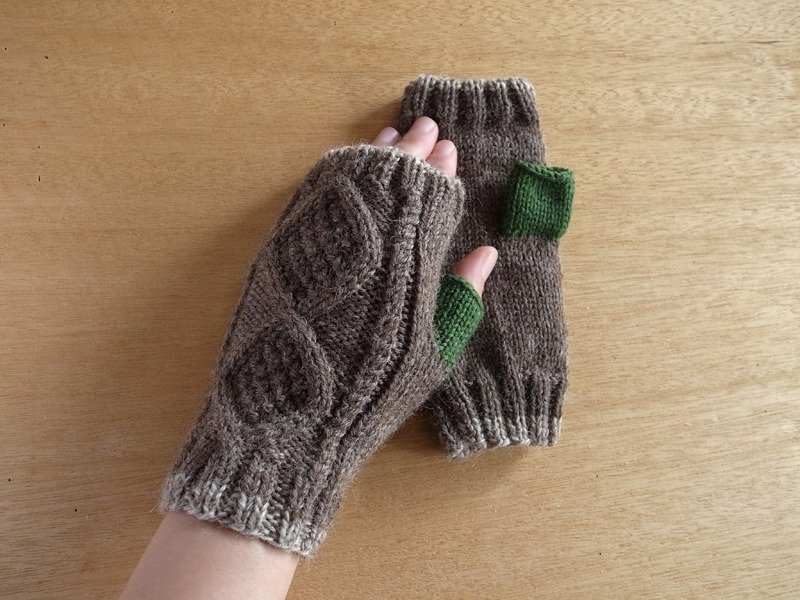 Fingerless mittens gloves with diamond pattern, brown x green - 手套 - 其他材质 