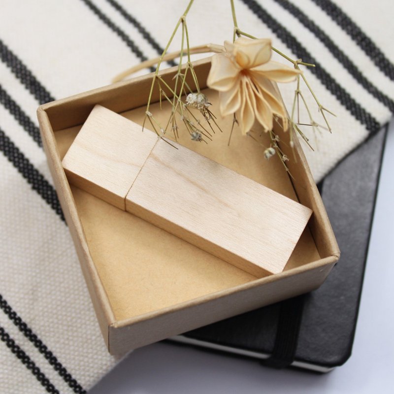 Ivory象牙白枫木随身碟16GB - U盘 - 木头 