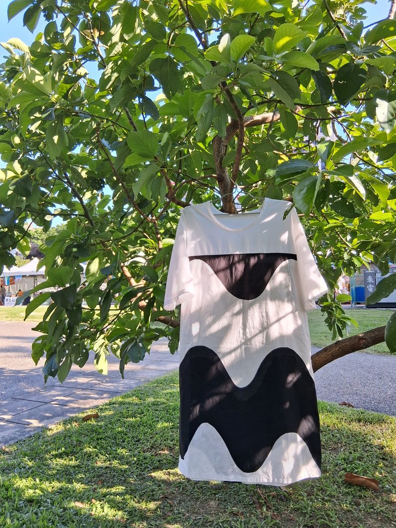 Designer collection marimekko印花布oversize直筒短袖洋装 - 洋装/连衣裙 - 棉．麻 白色