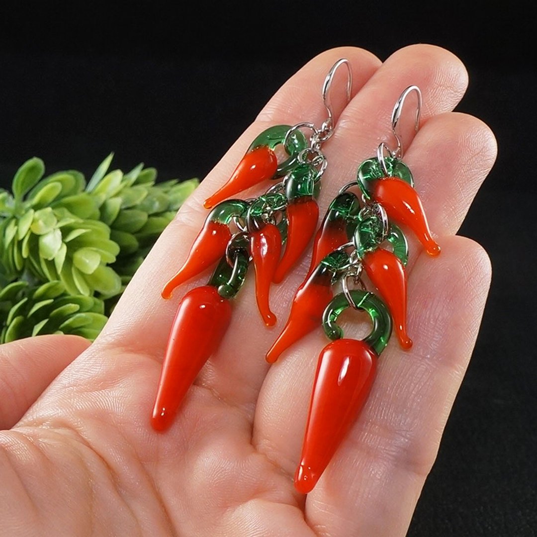 Red Hot Chili Peppers Earrings Large Lampwork Glass Evil Eye Protection Earrings - 耳环/耳夹 - 玻璃 红色