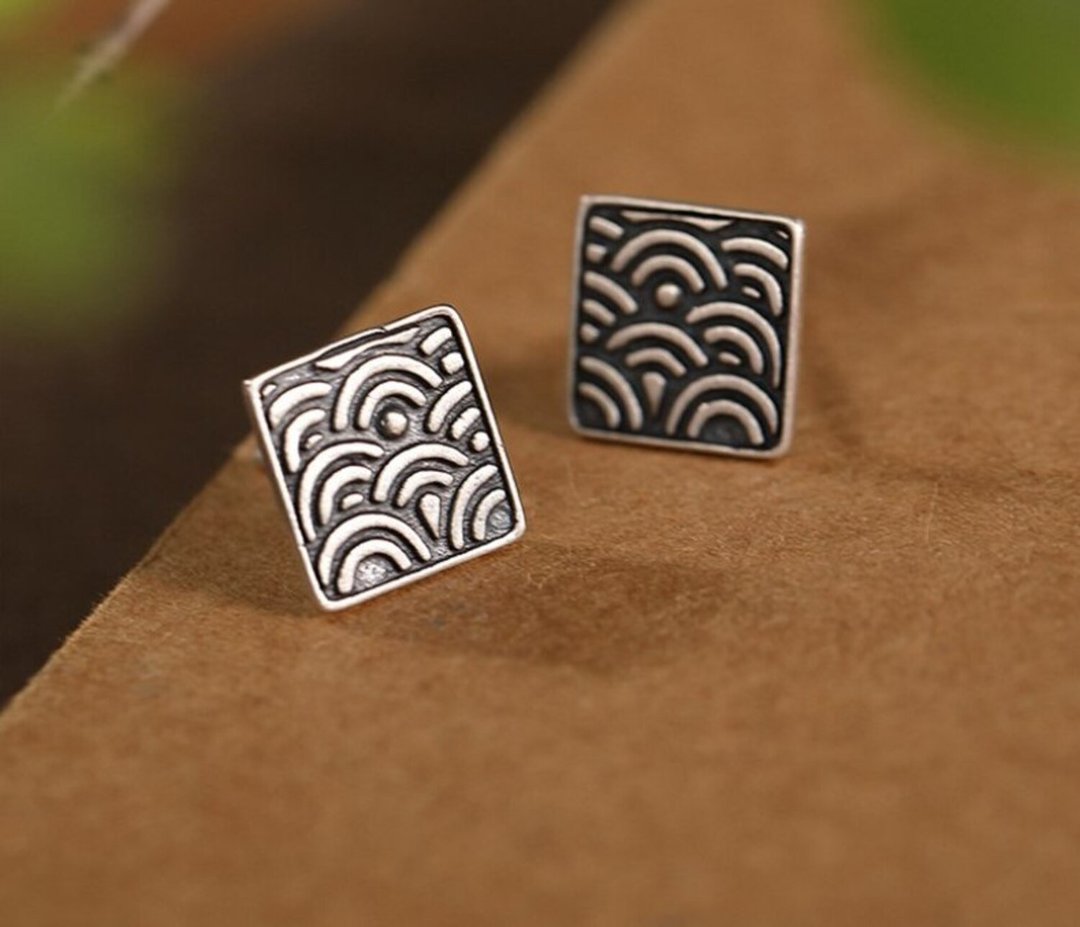 Thai Silver Waves Studs Earrings for Women MINI 925 Sterling Silver Square - 耳环/耳夹 - 纯银 银色