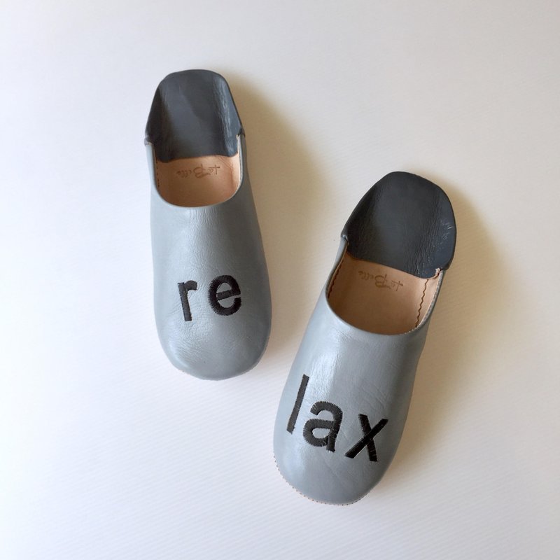 Beautiful embroidery Babush Relax Gray - 其他 - 真皮 灰色