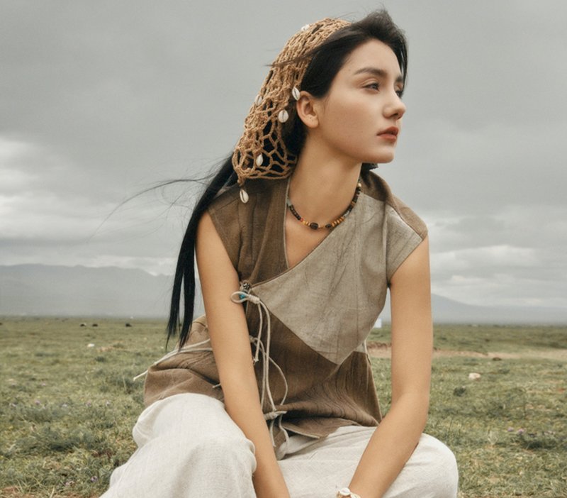 【侘寂美学】艺术化藏风/藏族元素/古朴亚麻扎染马甲 - 女装背心 - 棉．麻 咖啡色