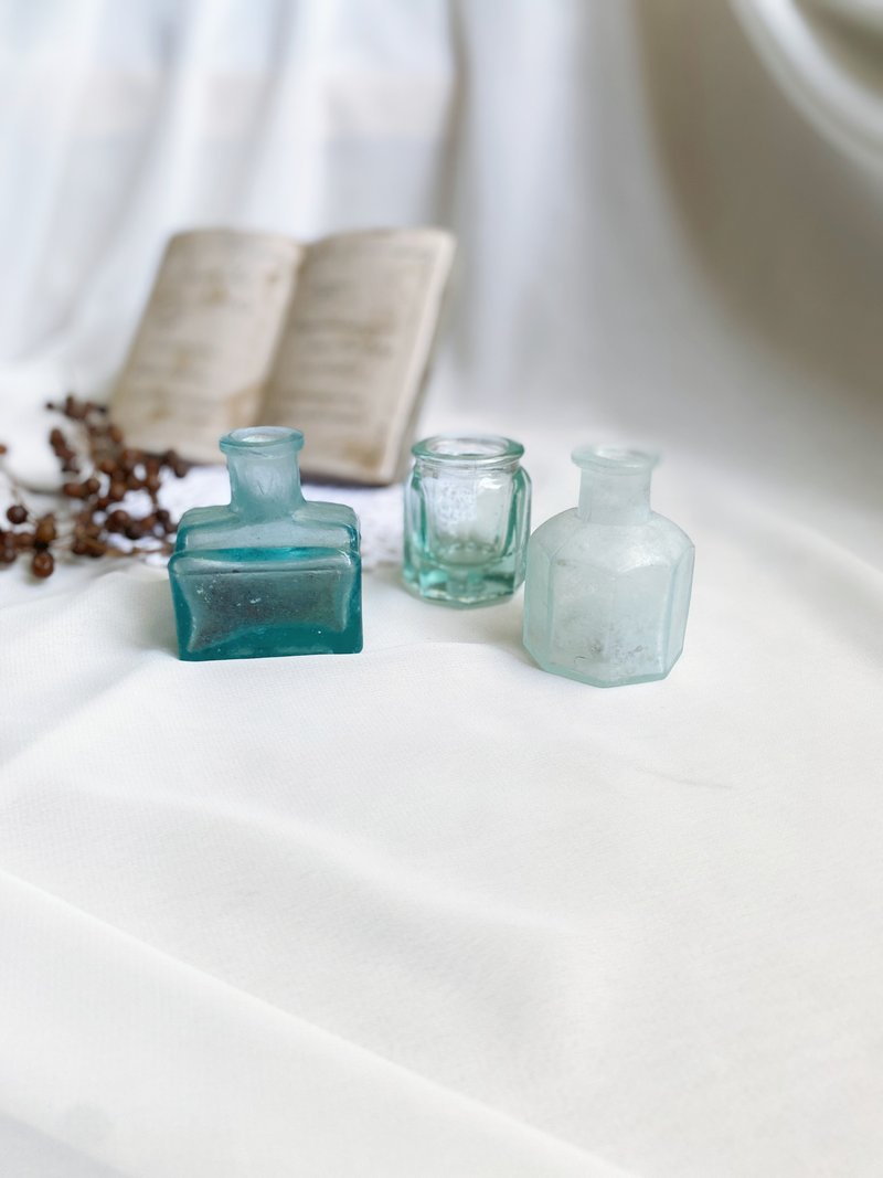 【好日恋物】德国复古玻璃手作水蓝色老件花瓶罐收纳储物罐 - 摆饰 - 玻璃 蓝色