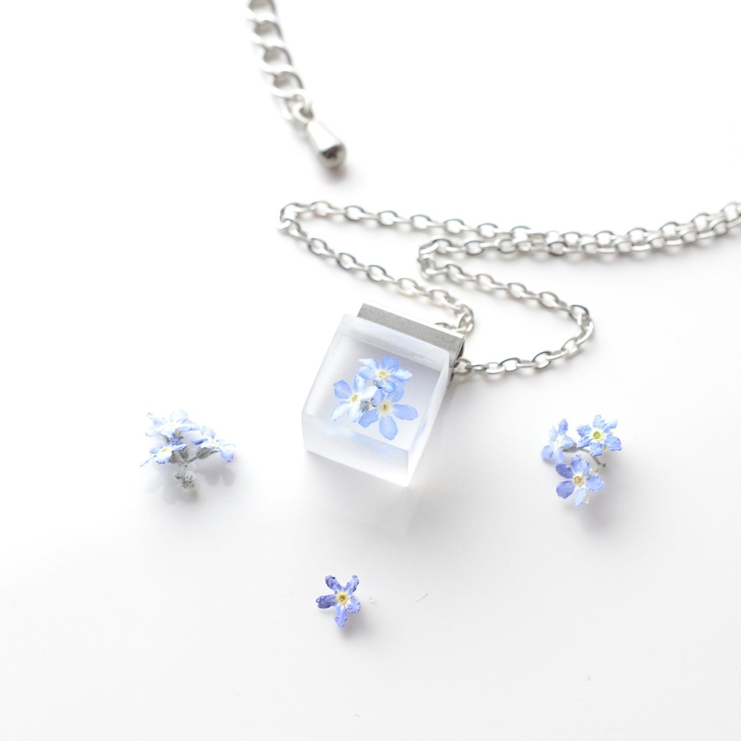 Forget-me-not Petit Necklace Stainless Steel Silver Color Birthday Rewards Eisei Flower lover Woman Wedding Rewards Metal Allergy Japanese Design - 项链 - 树脂 蓝色