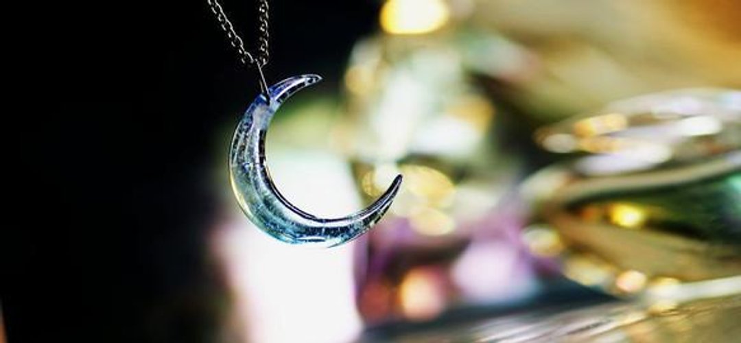 [Made to order] Rin-First quarter moon- - 项链 - 其他金属 