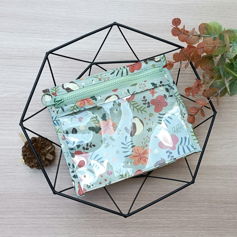 【收纳袋】幼稚园托药袋/花丛中的鸟 - 围嘴/口水巾 - 防水材质 绿色