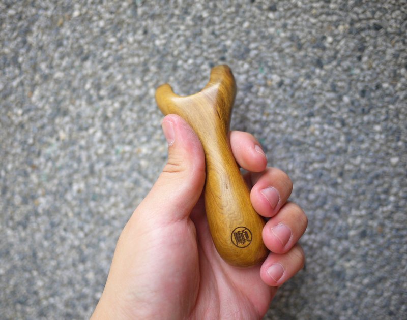 定制商品 雷射雕刻 原木按摩器 可雕刻文字姓名 - 其他 - 木头 咖啡色