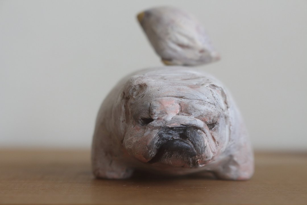 英国斗牛犬 限量雕塑 疗愈摆饰 - 摆饰 - 树脂 白色
