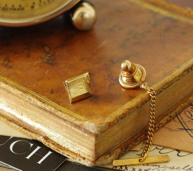 金银宝贝 古董金色方块领带针领带夹别针 B1920 - 领带/领带夹 - 其他金属 金色