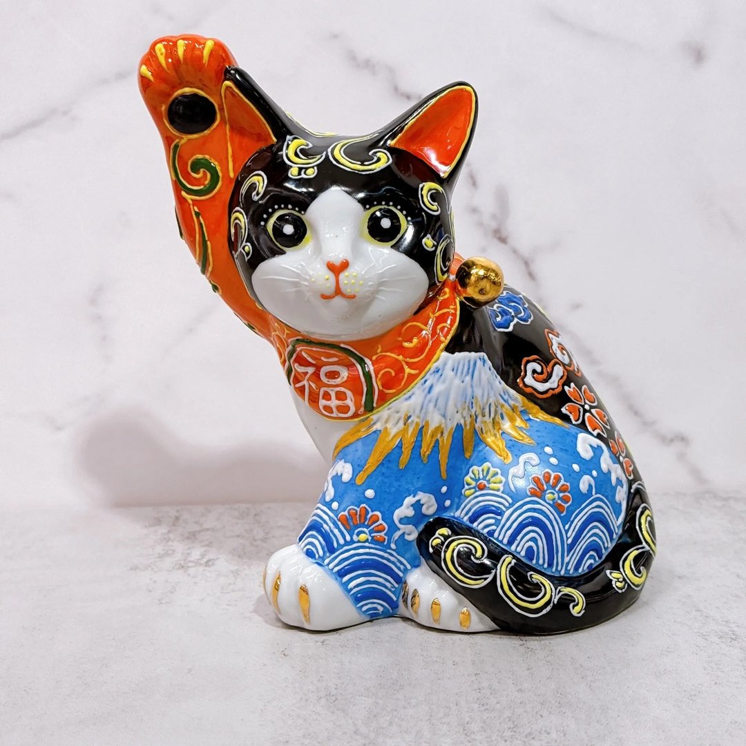 【富岳福猫】日本九谷烧招财猫 | 白富土菊水 - 摆饰 - 瓷 多色