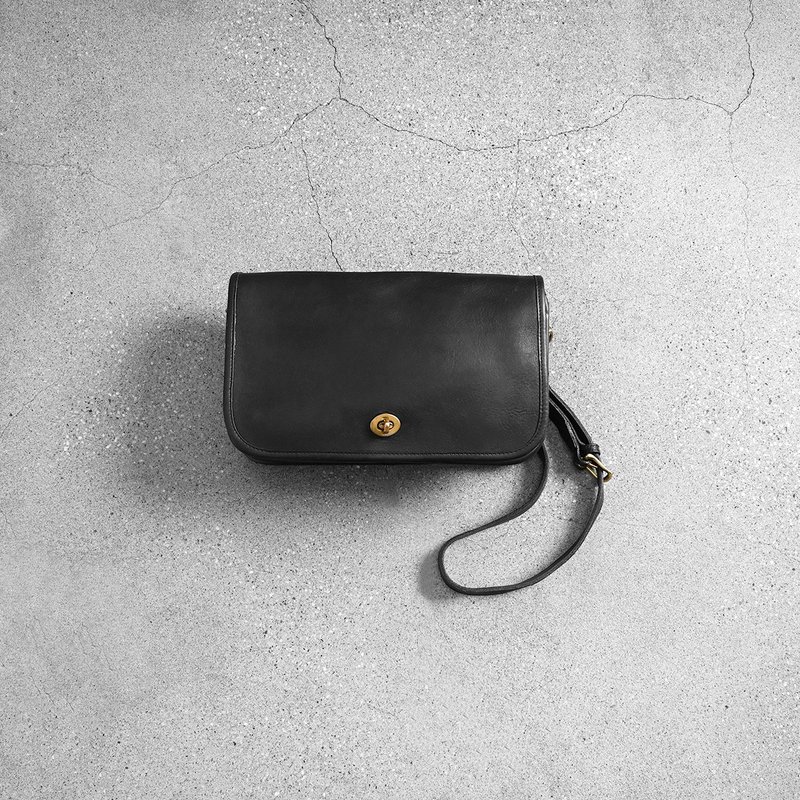 Coach 古董斜肩包 / 皮革包、二手精品古董、古董皮包、古董小包 - 侧背包/斜挎包 - 真皮 黑色