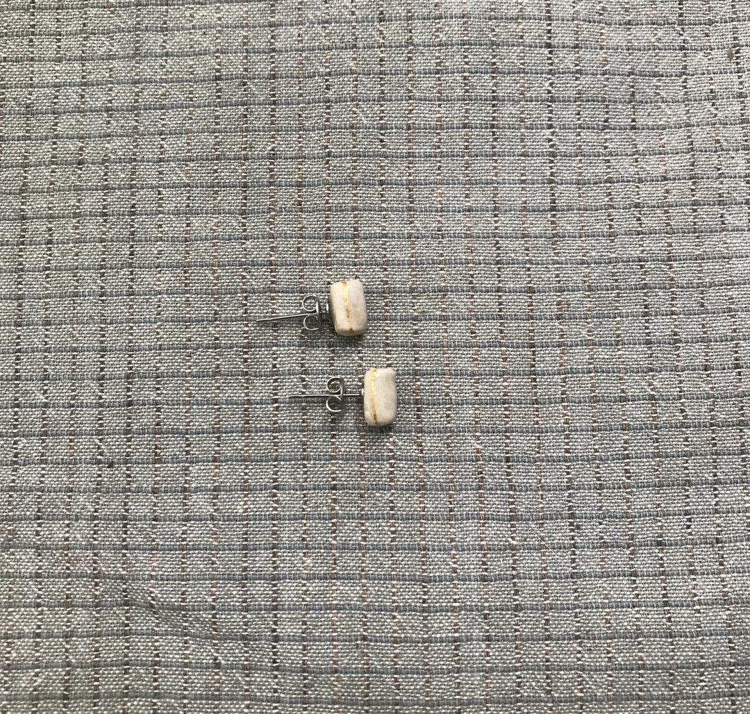 银丝卷/耳环 针状 陶瓷 不锈钢 原味 金 - 耳环/耳夹 - 防水材质 白色