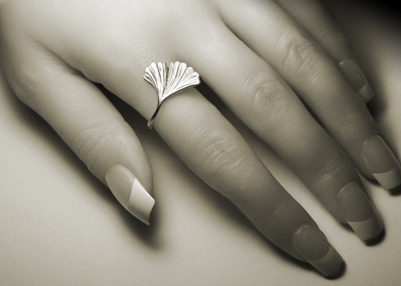 银杏戒指 - 戒指 - 其他金属 银色