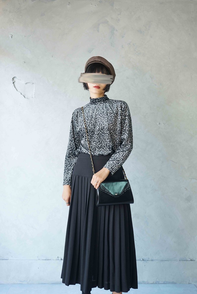 寻宝古着-动物系灰蓝色豹纹绒面半高领上衣 - 女装上衣 - 聚酯纤维 灰色