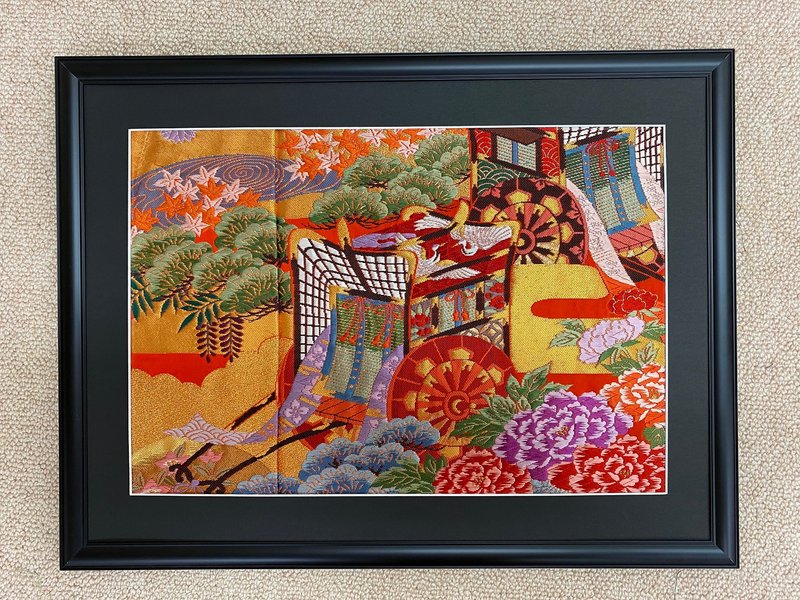 The art panel made from Japanese bride Kimono　GOSYO GURUMA　39 - 墙贴/壁贴 - 丝．绢 红色