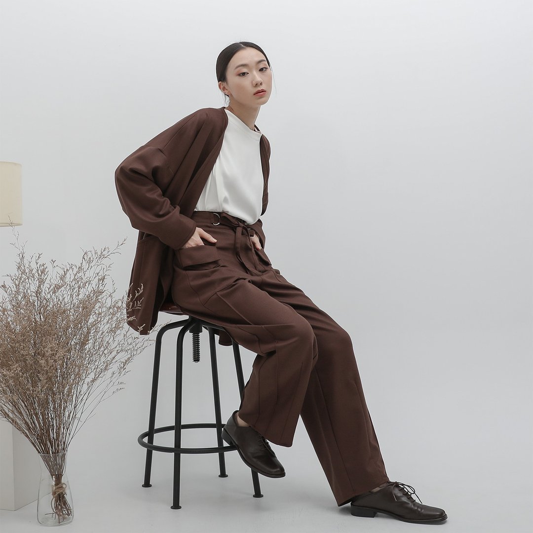 Hueigu_回顾褶片宽裤_22AF202_咖啡 - 女装长裤 - 聚酯纤维 咖啡色