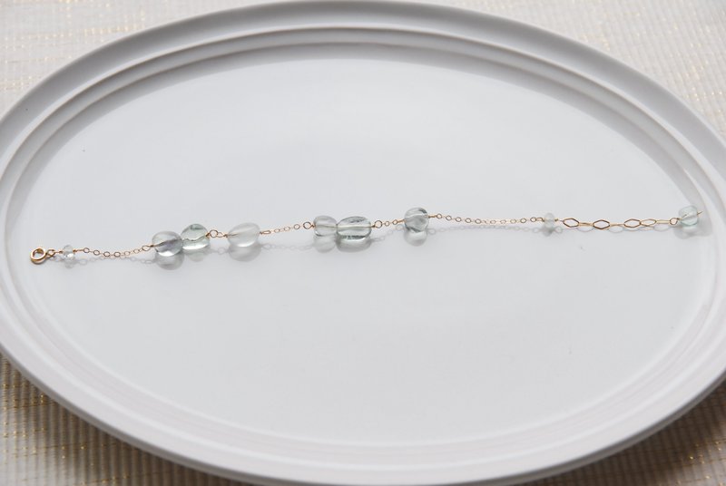 感受微风的绿色萤石手链 14KGF - 手链/手环 - 半宝石 绿色