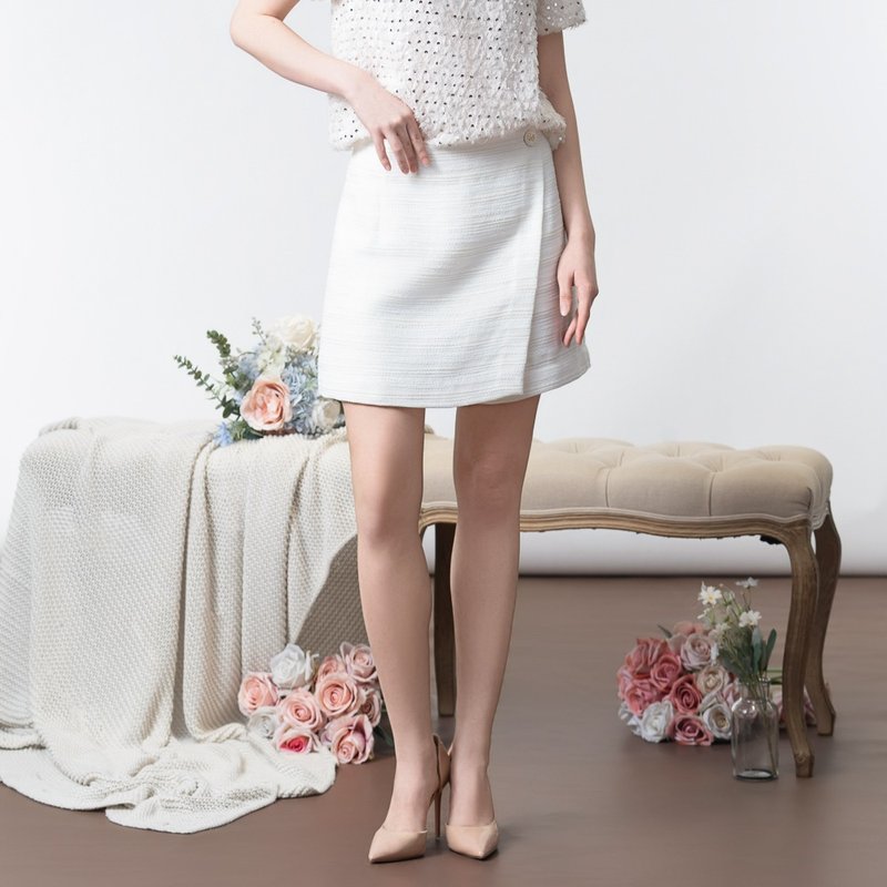 【MEDUSA】金丝花呢小香风质感短裤裙(M-XL) | 小香风 上班短裙 - 女装短裤 - 棉．麻 白色