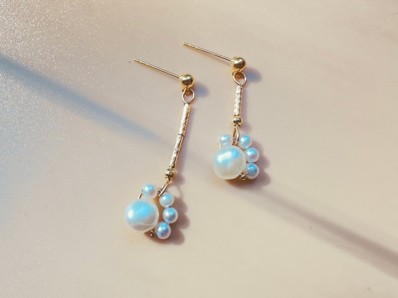 18K金珍珠手作造型耳环 独立原创设计 日韩同款 圣诞必备 送礼 ! - 耳环/耳夹 - 贵金属 金色