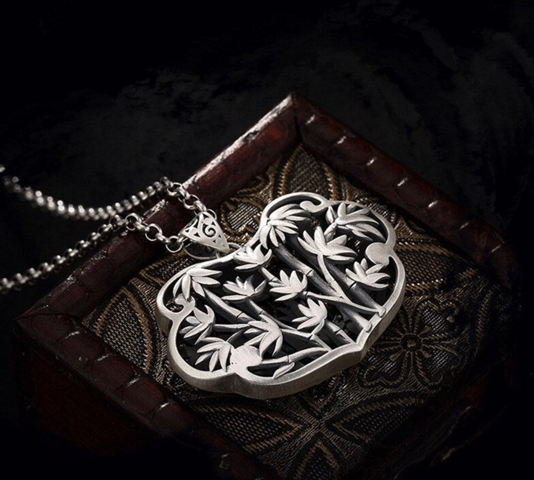 Real 999 Fine Silver Women Handmade Engraved Bamboo Pendants without Chains - 戒指 - 纯银 银色