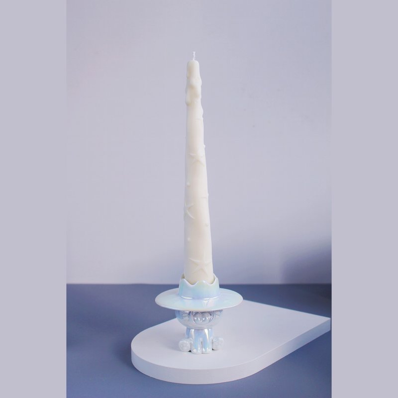 白色魔力猫猫香薰蜡烛 烛台+蜡烛组合 黑果木 红茶 紫罗兰 - 香薰/精油/线香 - 陶 