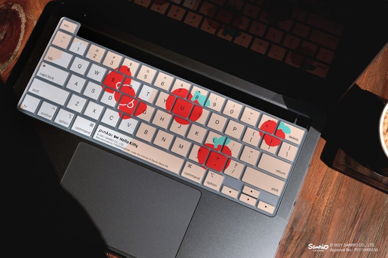 Pinkoi X Hello Kitty 淡奶茶色 MacBook 防尘键盘膜 - 电脑配件 - 塑料 透明