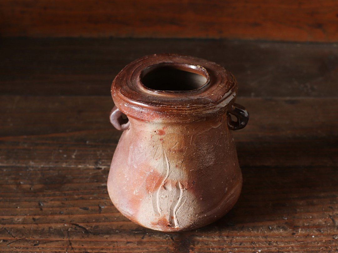 Bizen ware flower case with ears h1-039 - 花瓶/陶器 - 陶 咖啡色