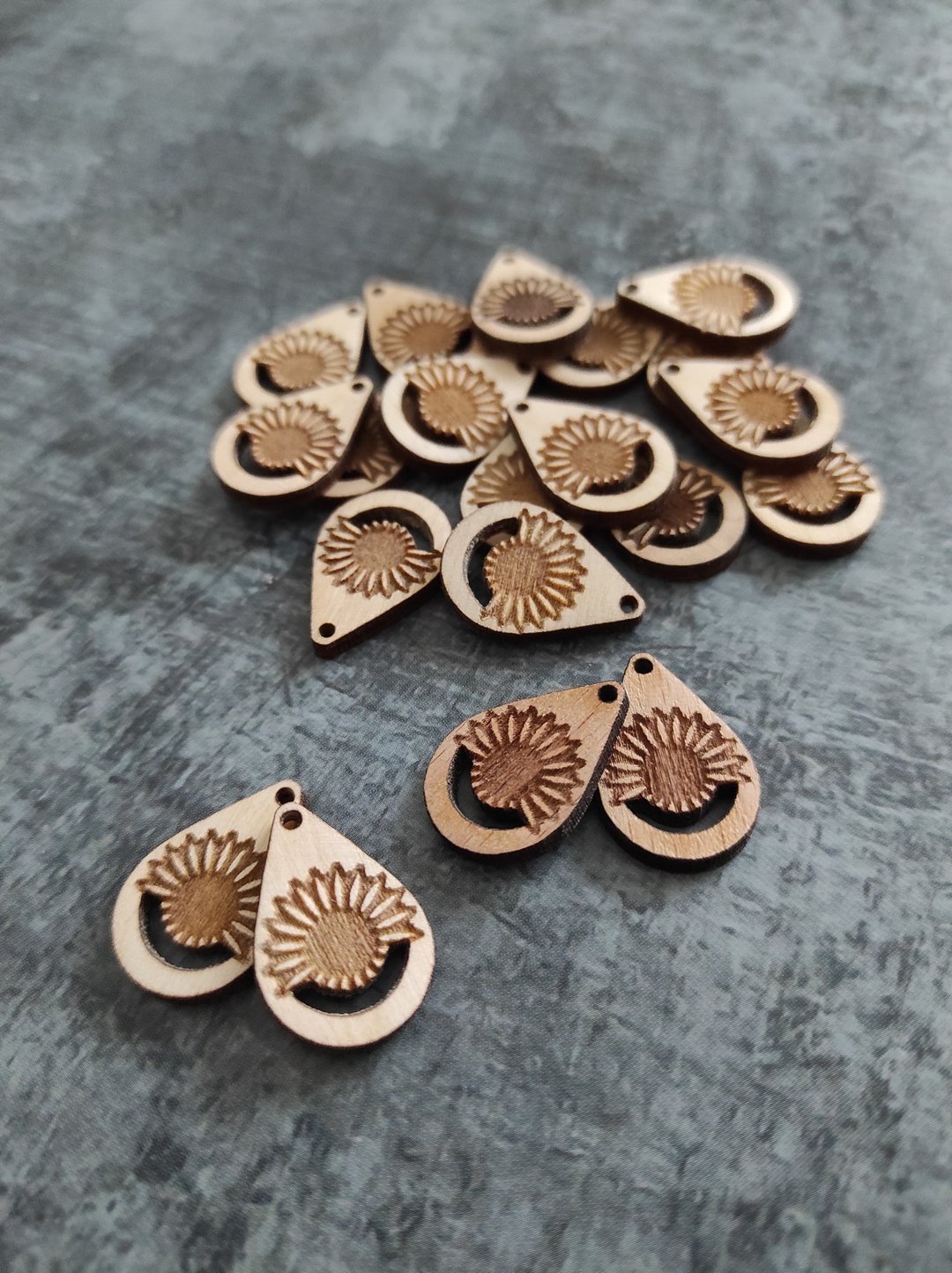 10 - 100 pcs Macrame Sunflower Teardrop Earrings Blanks. Wooden Jewelry Base - 零件/散装材料/工具 - 木头 