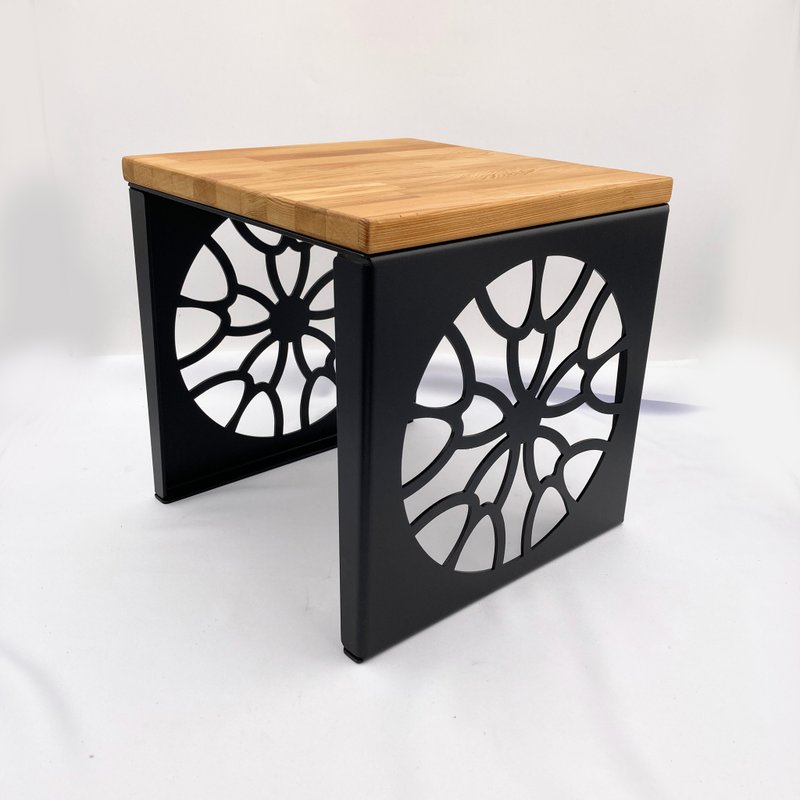 铁木和　穠华桌凳　桌凳混和概念　既是边桌　也是凳子　穿鞋椅 - 摆饰 - 其他金属 咖啡色