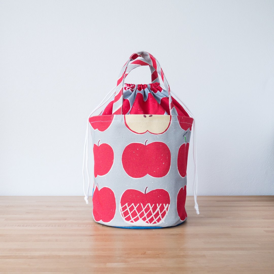 Bucket type tote bag apple - 手提包/手提袋 - 棉．麻 红色