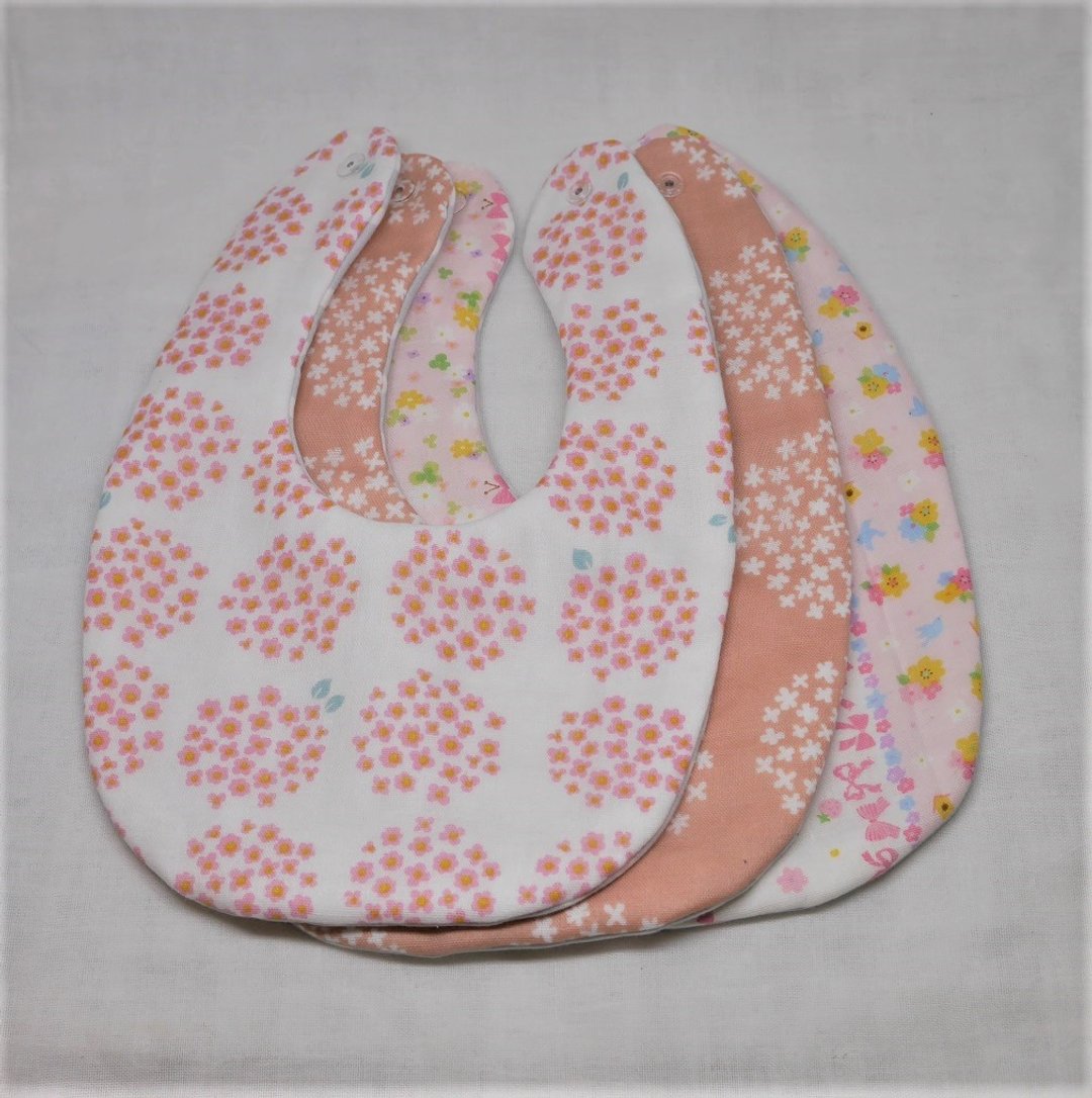 Lucky bag   // 3 bibs in 1 unit - 围嘴/口水巾 - 棉 粉红色
