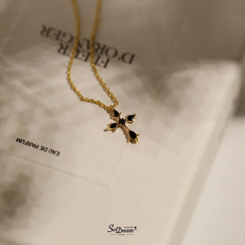 黑魔女十字架项链 锁骨链 十字架项链 十字架 - 项链 - 铜/黄铜 黑色