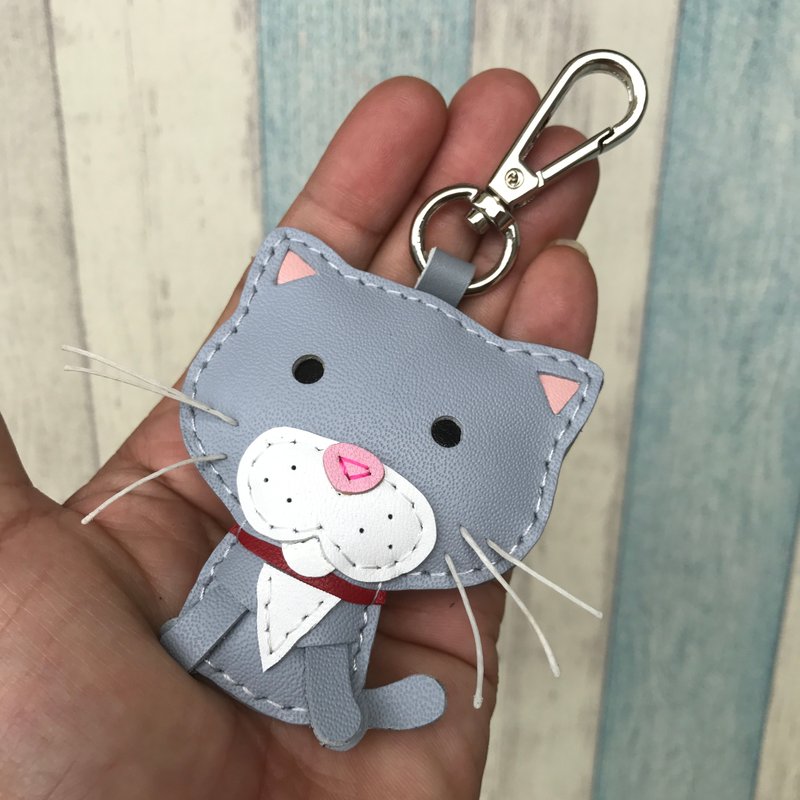 疗愈小物 手工皮革 浅灰色 可爱 小猫 纯手工缝制 钥匙扣 小尺寸 - 钥匙链/钥匙包 - 真皮 