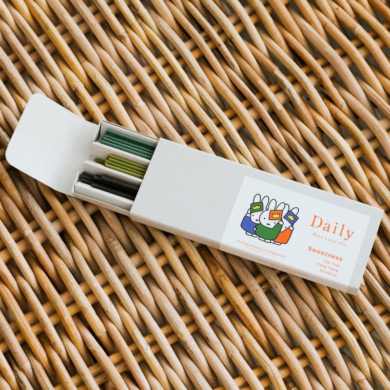 【Daily Sweetness】Awajishima Incense_Miffy Limited Edition - 香薰/精油/线香 - 浓缩/萃取物 卡其色