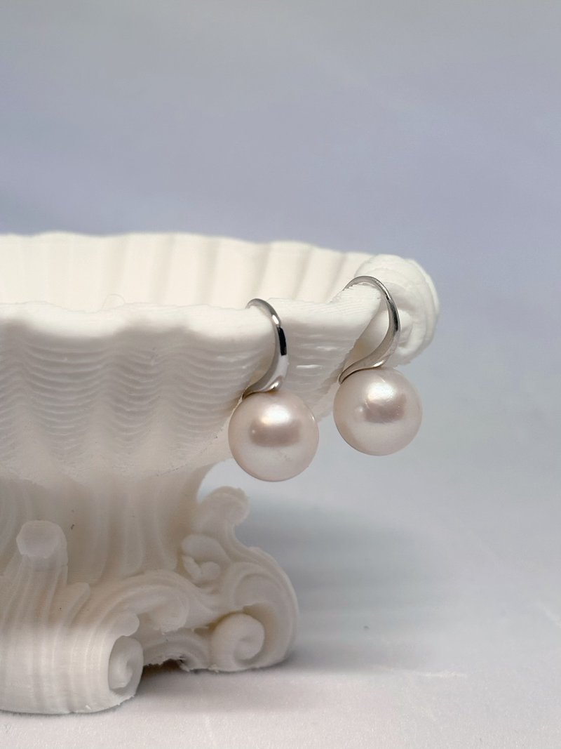 高跟鞋珍珠耳环 - 耳环/耳夹 - 珍珠 白色