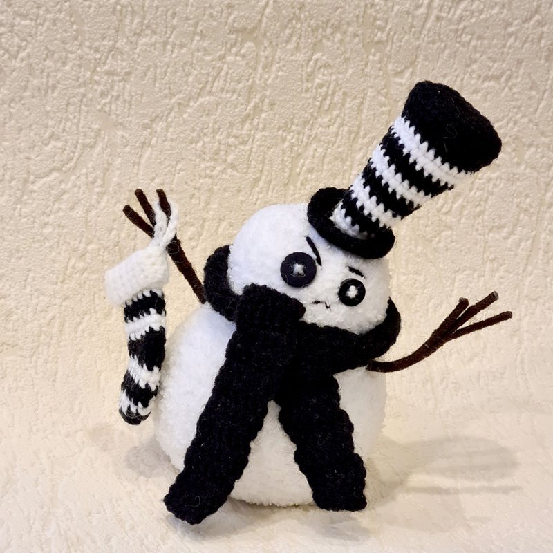 Digital Crochet Pattern PDF - Gothic Snowman - 手工艺教程/工具书 - 其他材质 