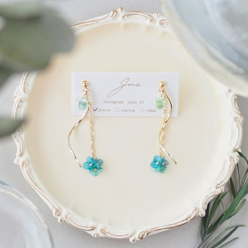 花雨中飄香的美浓和纸绣球花 耳钩/耳夹 - 耳环/耳夹 - 纸 蓝色