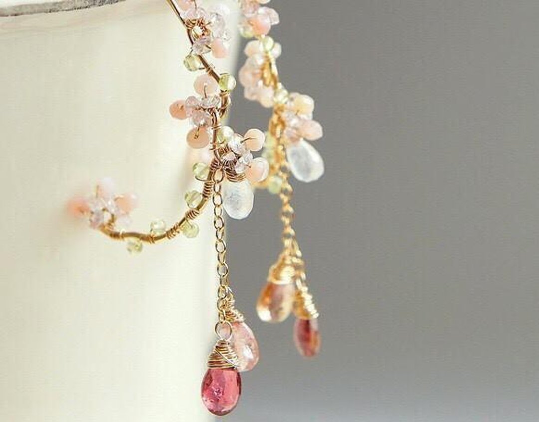 Cherry Blossoms Pink Tourmaline Chandelier Hoop Earrings 14k gold filled - 耳环/耳夹 - 宝石 粉红色