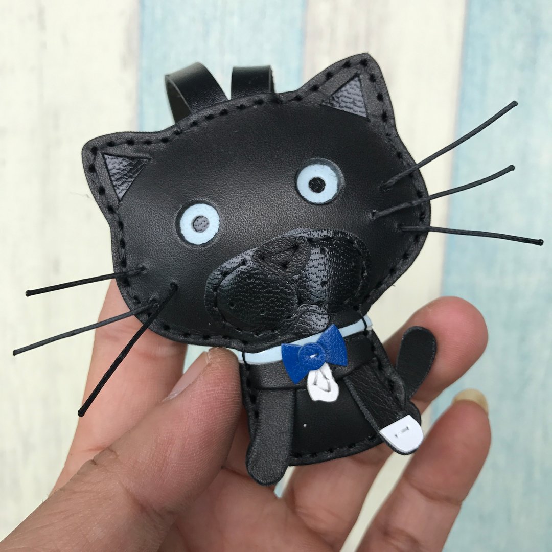 疗愈小物 黑色 可爱 小猫 纯手工缝制 皮革 吊饰 小尺寸 - 吊饰 - 真皮 黑色